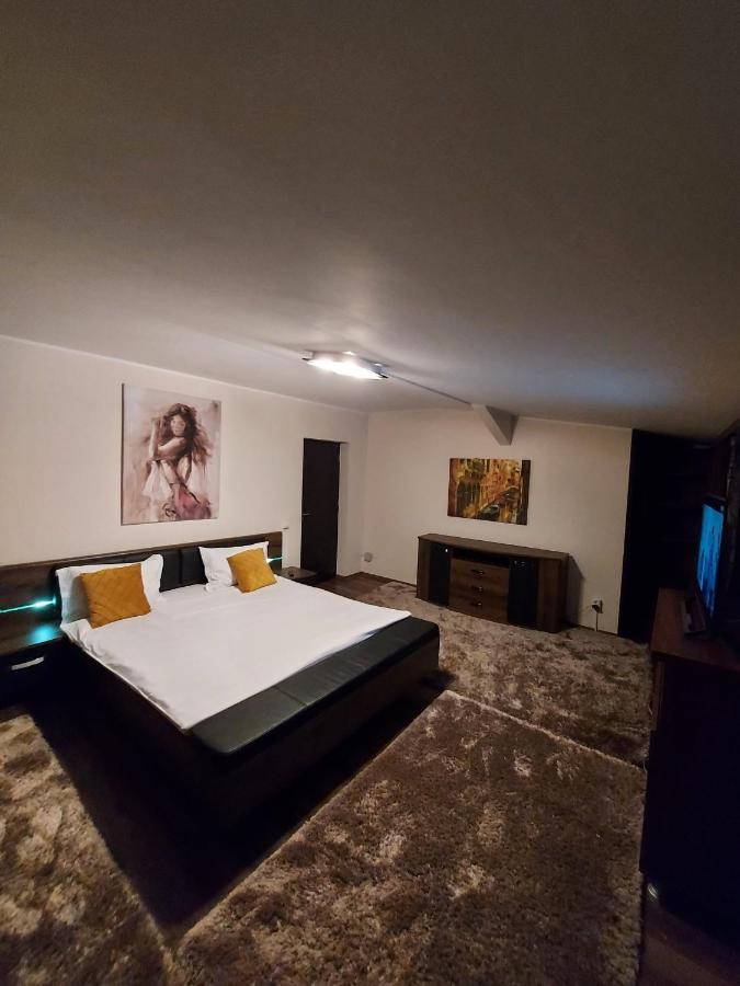 Jolie Suites Brăila Eksteriør bilde
