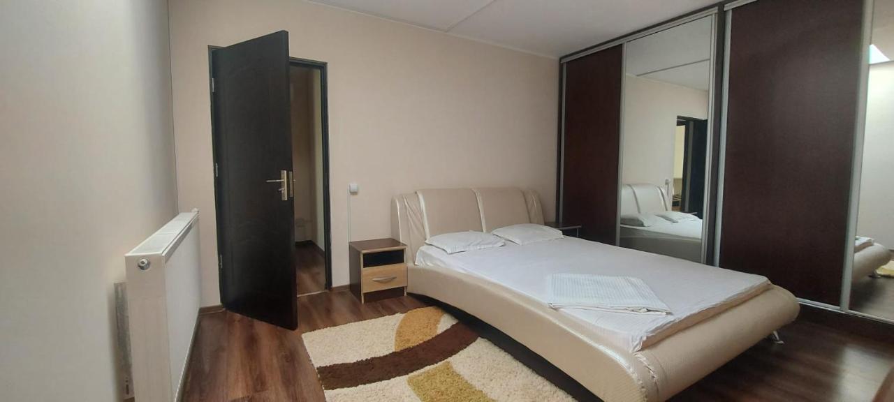 Jolie Suites Brăila Eksteriør bilde